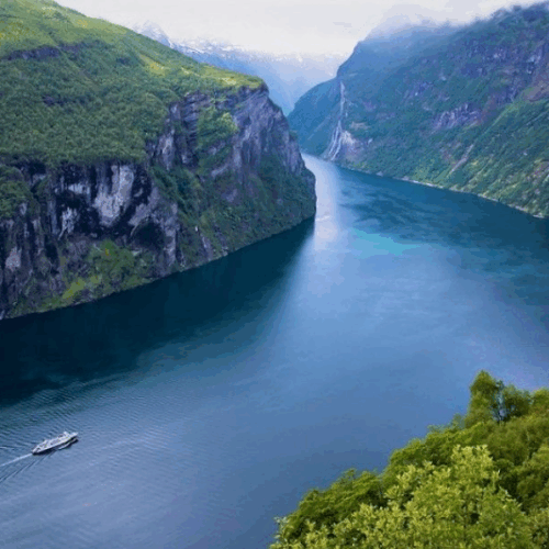 Фіорди Норвегії — дика краса Півночі