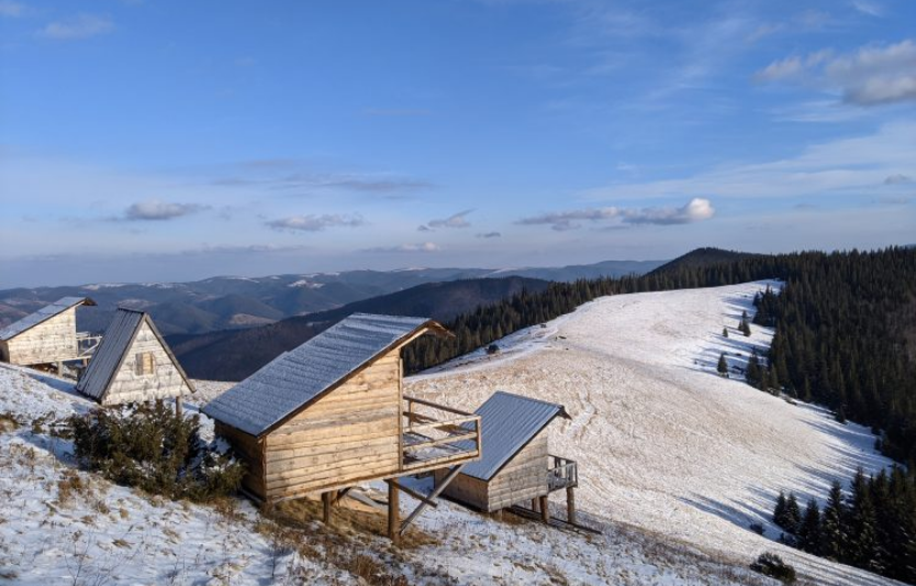 Полонина Явірник: зимова казка українських Карпат