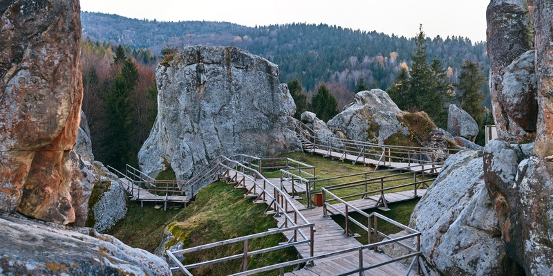 🏔️ Фортеця Тустань: що подивитись